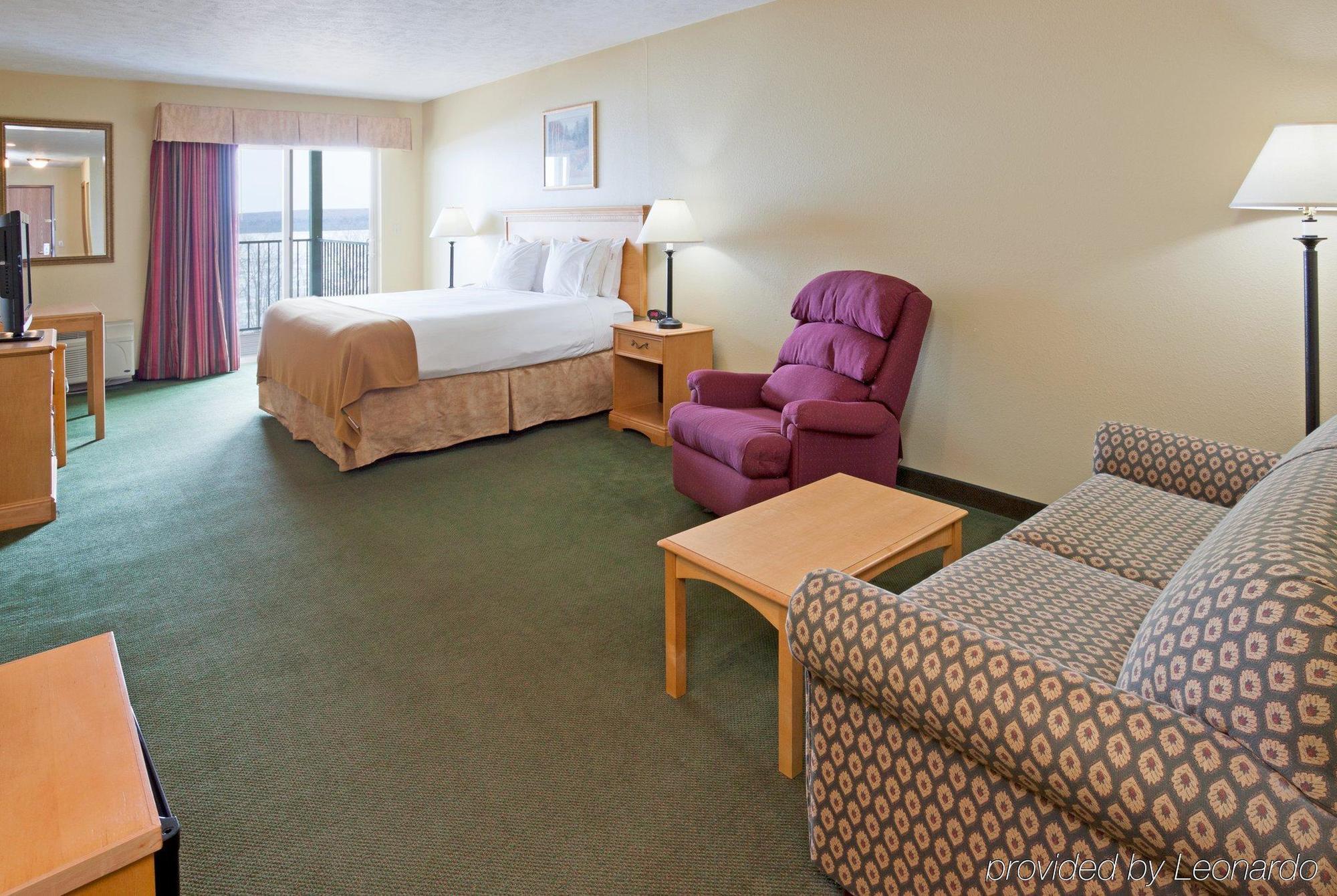 Holiday Inn Express Munising-Lakeview, An Ihg Hotel Szoba fotó