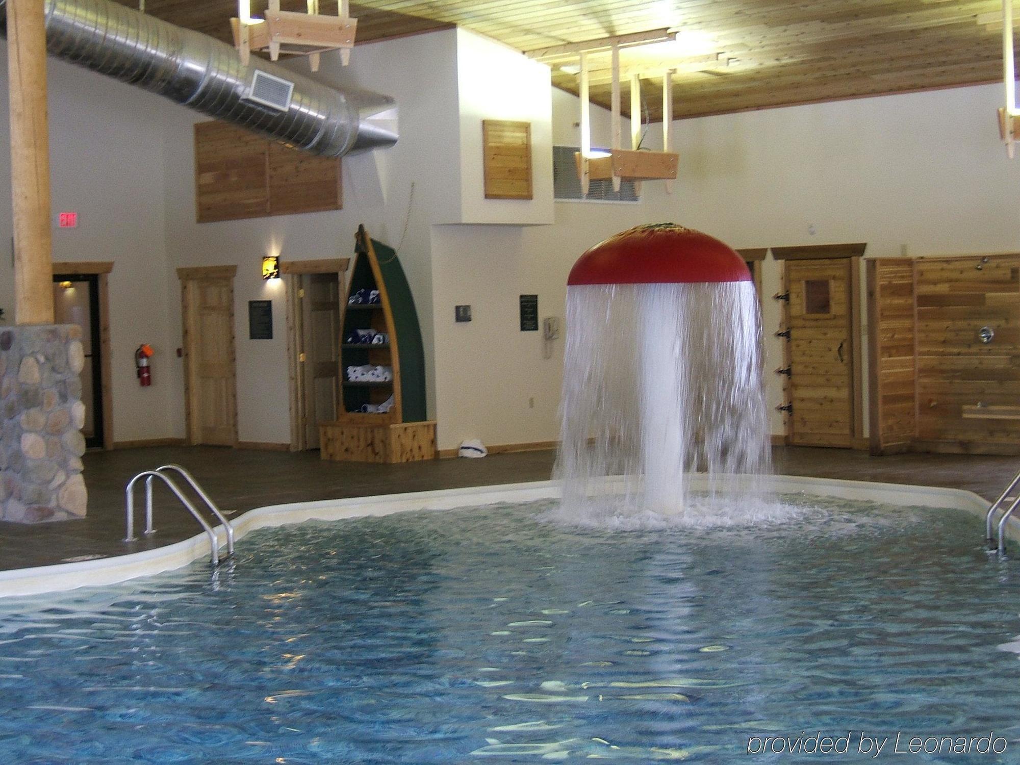 Holiday Inn Express Munising-Lakeview, An Ihg Hotel Kültér fotó