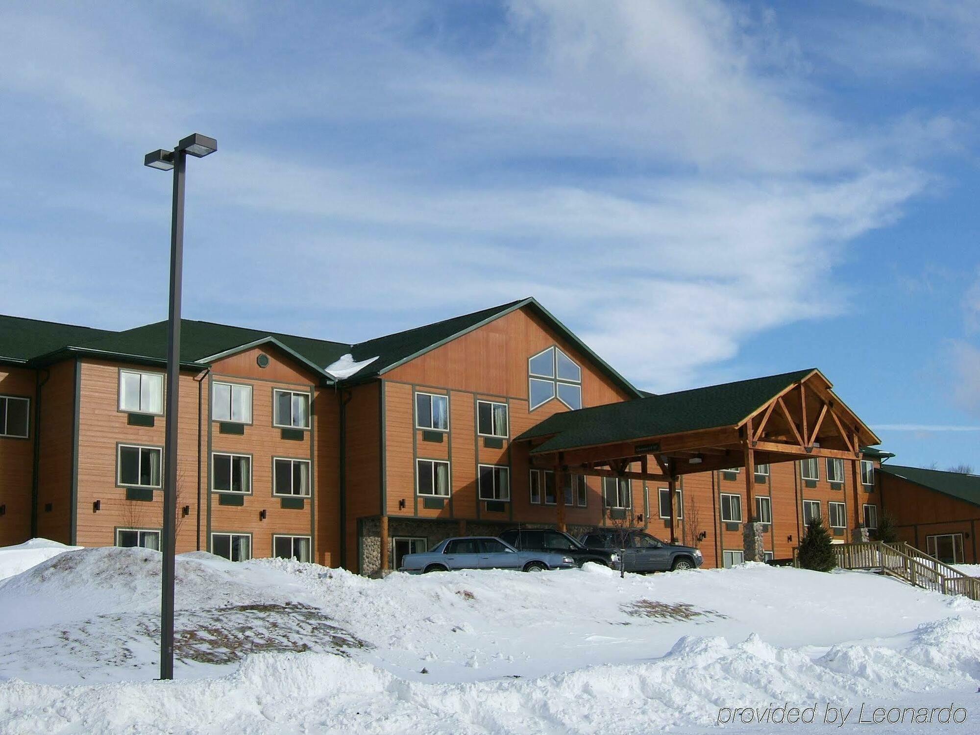 Holiday Inn Express Munising-Lakeview, An Ihg Hotel Kültér fotó